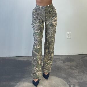 High Waisted Camo Jeans L